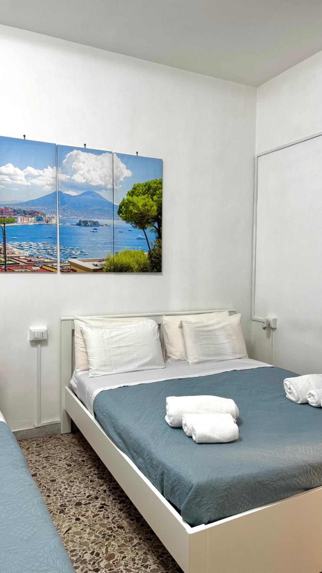 House Piazza Garibaldi By Loveinthetravel Napoli Esterno foto